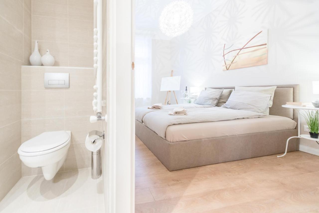 Apartmán Downtown Heart 3 Bdr, 2 Bath, A/C Budapešť Exteriér fotografie